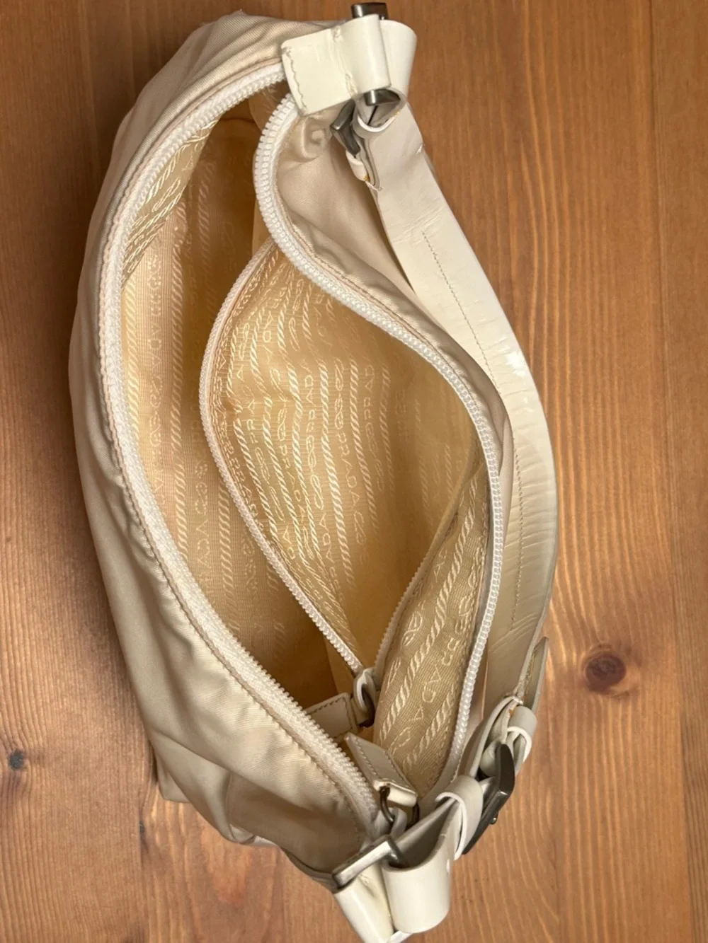 Prada Vintage Cream Nylon Shoulder Bag with White Leather Trim Authentic - Picture 3 of 16